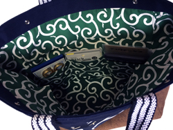 �s���܁@�����ɂ̓|�P�b�g�R��